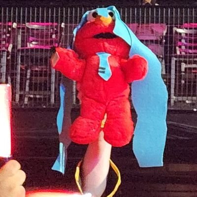 RomoaRoma's profile picture. Reborn from ashes.