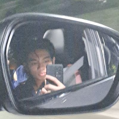 shuavrsz's profile picture. ow