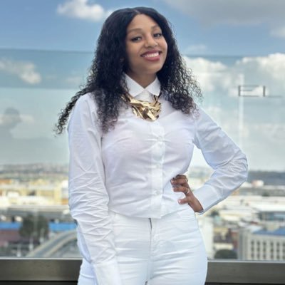 wangs_magic's profile picture. Her…She.. Weird