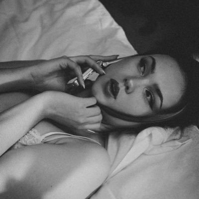 SinikkaMonte's profile picture. Singer/songwriter