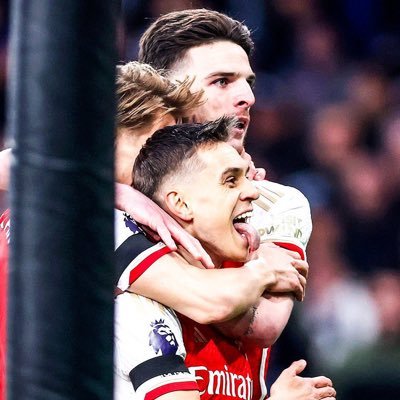 Ayomi2446's profile picture. How beautiful it is to stay silent when someone expects you to be enraged😌