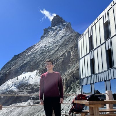 PhD of CS @ NYU 2029
Professional account: @RandomString00
