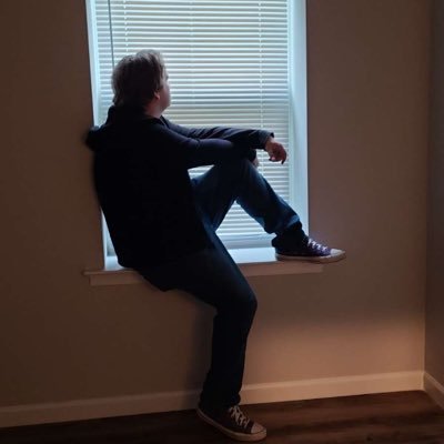 EspJacob's profile picture. |Ravens💜🖤| |𝔒𝔪𝔫𝔦𝔞 𝔪𝔲𝔱𝔞𝔫𝔱𝔲𝔯, 𝔫𝔦𝔥𝔦𝔩 𝔦𝔫𝔱𝔢𝔯𝔦𝔱| |RIP MBM| Never wrong, just early|