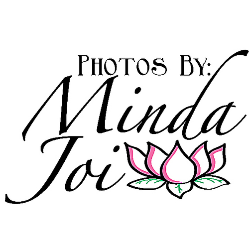 Specializing in photography in the West Michigan area! Contact me today minda@photosbymindajoi.com