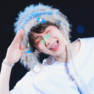 The world is dull, but it has you @B_hundred_Hyun ♥ Only B #bbhl