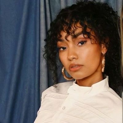 0lh0svermelhos's profile picture. lendo i sofrendo com jao, louis i little mix.