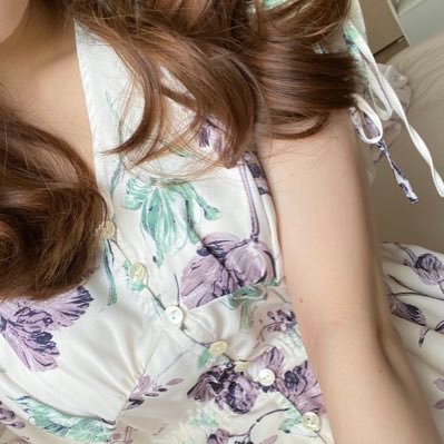 herlipto好きすぎて趣味垢作りました🍒159cm骨格ウェーブ、ドレス全部Sサイズ着てます👗2歳の👦🏻自宅保育中🩵東海地方住み30↑専業主婦のぼやき💭無言フォロー大歓迎です🙌🏻小嶋陽菜様を崇拝しています🐈💋