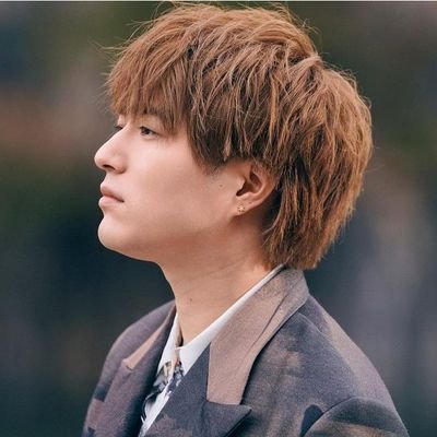 mikky040203's profile picture. この時代に出会えた5人💫CITY民
メンバーのわちゃわちゃ大好物❤
LIVEが好きでいろんな方のLIVE行ってます。（バンド/k-pop/アイドル）♫🎤戦闘機も。✈　LIVEが１番の一家です🫶四国住み。見させてもらって情報得てます。ありがとう🙏