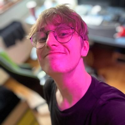 TomNvlt's profile picture. 🦦 🐌 🦫 🦥
