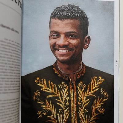 HenriquePersine's profile picture. música/poesia/vasco/boemia/ufo/wmn