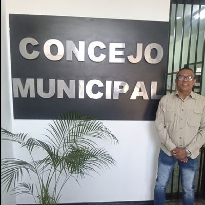 Profesional de la Informática.
Papa de César.
Concejal del Municipio San Diego.
Director de Control de Gestión.
Servidor Público 🇻🇪