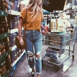 Thooteyt9OmCT8's profile picture. 