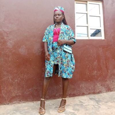 Please follow🙏 I'll fb immediately.
Mummy Jaden 🥰
Female fashion designer
Let's vibe♥️
