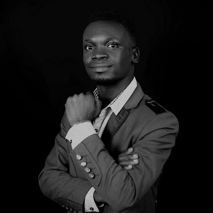 Henry Blessing (nommé MANIRAKIZA Heri), je suis né en date du 5Juin1990, au Burundi(Province Kayanza). Dans une famille cultivatrice, de la foi chrétienne.