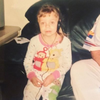 stephaniekashhh's profile picture. if I have to think these thoughts then so do you