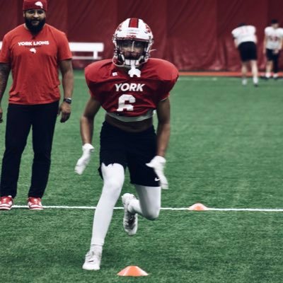 FamakindeLevon's profile picture. 6’1 180lbs Corner