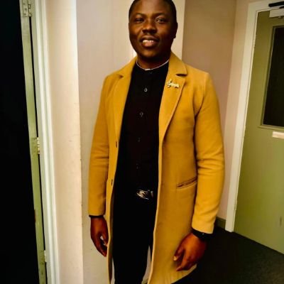 O_Omowanle's profile picture. A lover of God💘| Priesthood |Manchester United 🔴⚽️| 
Environmental Management and Protection Enthusiast♻️
