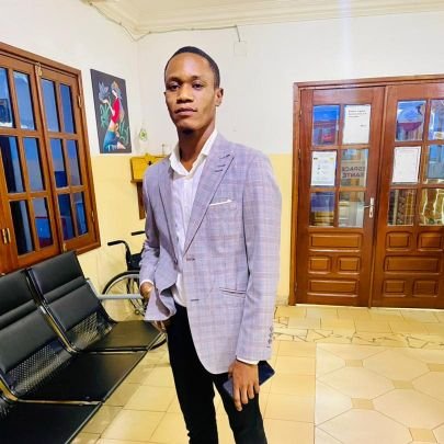 |GOD 🙏first
|Believe, yes you can...
|Prince of SHABUNDA 🇨🇩🇿🇦🇨🇬
|📩:fredkambala22@gmail.com
|CEO of KAMBALA EMPIRE...