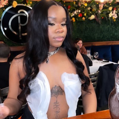 FreedomL33250's profile picture. ѕoмeтιмeѕ тнe ѕιlence alѕo need a ѕoυndтracĸ