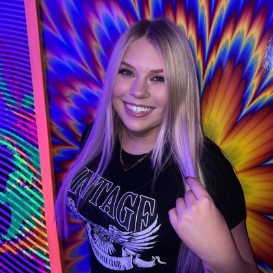 reagan_lee6's profile picture. TAMU'21 // pitter patter
