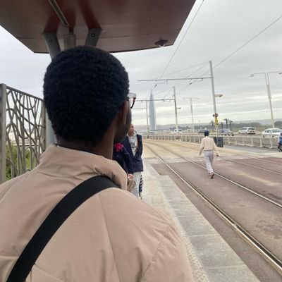 DjethLuc18781's profile picture. 