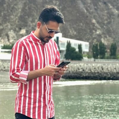 faridfattahi's profile picture. به خدای خودم نزدیکم