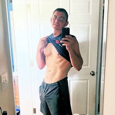 Just an anonymous guy trying to get in shape and having fun. DMs open