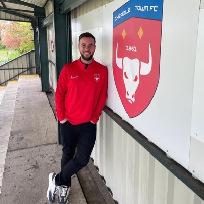 28, UEFA License. Former FA educator/mentor. First Team Manager @CheadleTownFC . @we_are_lsc Operations Manager. Leadership driven, learning always. 🔴⚪️⚽️