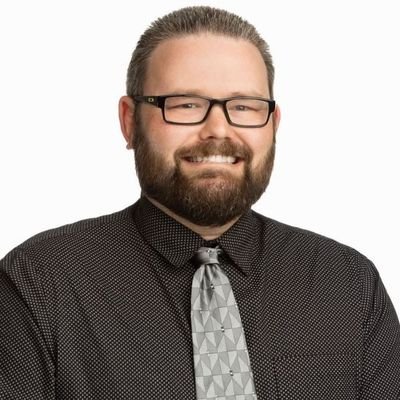 Director of Event Operations & Cooperate Partnerships at Fountain City Pro KC.
Producer & Co-Host of The I-70 Hot Tag.
17+ Years at PepsiCo.
Father of 3.