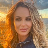 Amanda Holden(@AmandaHolden) 's Twitter Profile Photo