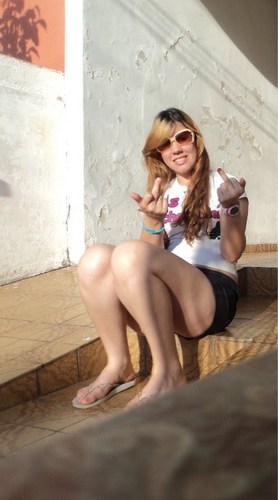 @_FeelipeSantoos aqq herê, Amoor tteamo MUITO sabia disso, tu é especial pra mim não somos melhores amigos mais podemos ser e ter uma GRANDE amizade (hh* tteamo