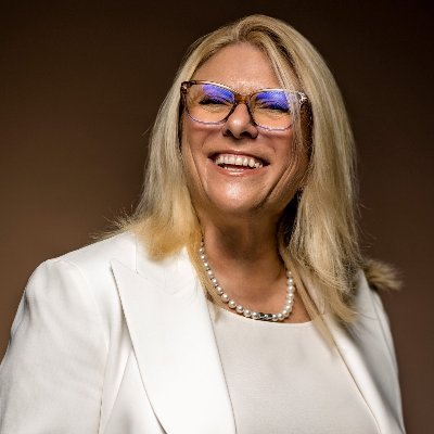 Lisa Lutoff-Perlo