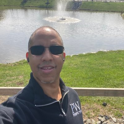 ELA and Social Studies Teacher. Award-winning journalist, Editor of https://t.co/IVY1Jn5TIq @PWPerspective. Occasional runner.