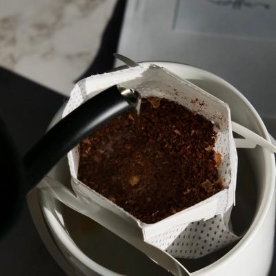 coffee_kyun's profile picture. オンラインストアでスペシャルティ自家焙煎コーヒーも販売♪普段はICU看護師。コーヒーのことメイン。極たまに仕事のことをぼやきます。 下のリンクからコーヒー豆買えます。どうかよろしくお願いします🙏