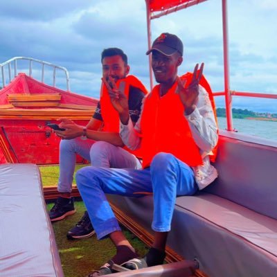 deroprofilms's profile picture. https://t.co/iq3iXPTUaO