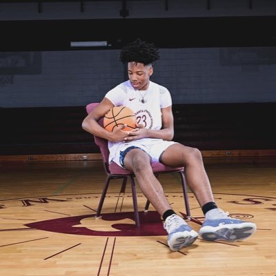 #CLASSOF2027 #SouthwestAtlantaChristianAcademy 6’7 210lb W/F chasewiggins2027@gmail.com 4.0 GPA ALL-DEFENSIVE TEAM VARSITY PLAYER Track and Field Discus/Shotput