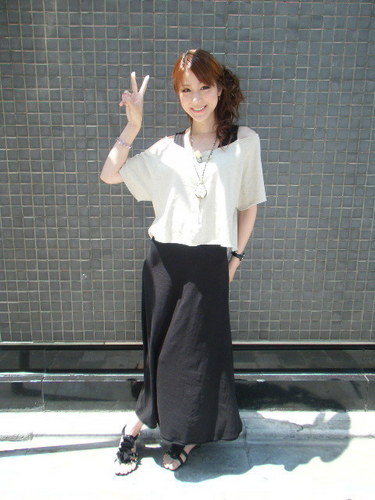 npost6d's profile picture. 紅葉って最高に切なくなりますよね…秋苦手だー…(TωT)