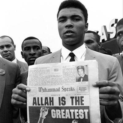 ... وَأَطِعْنَ اللَّهَ وَرَسُولَهُ...

33V33