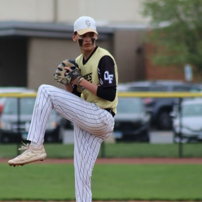 Andrew_Dawson13's profile picture. Oak Forest/2026/ 6’2 190/ gmail- andrewthehawk1313@gmail.com/ phone number 708-606-0867⚾️🏈