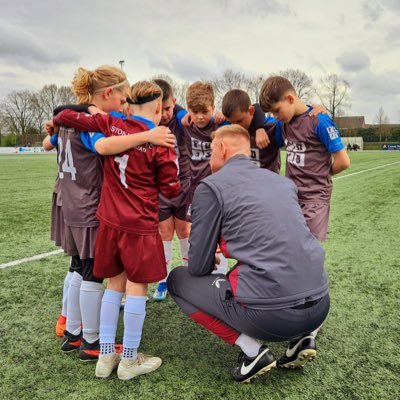 woodysam26's profile picture. Professional Football Coach | 25 |