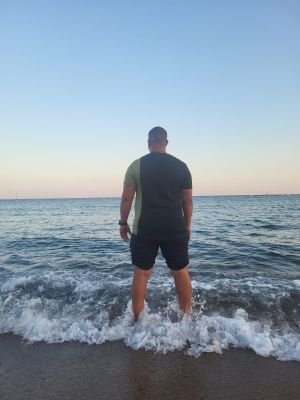 Gay male nudists here share life experiences and travel destinations. I'm looking for another gay man (only) who is a nudist for friendships. (18+ or older).