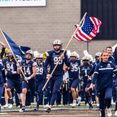 Former Kicker/Punter at SMU. Current Montana State K/P. My kicking coach is @OberkromKicking and my punting coach is @coryelolf