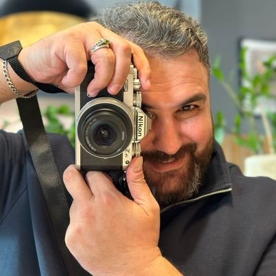 bahruzseyfullah's profile picture. Graphic designer & UI/UX specialist