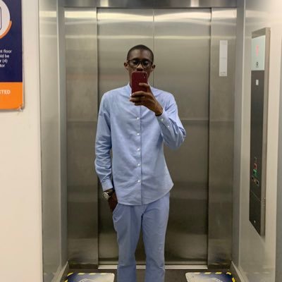 š« lover, š¾ like me, ā½ @Juventusfc, I see a cookie I grab it, Music 'd be @ least @Myfabolouslife, into Agribusiness, Oil & Gas to Power. #EmpoweringYou