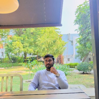 Electronics engineering student by day, Twitter hobbyist by night, wiring circuits and tweets with delight.
