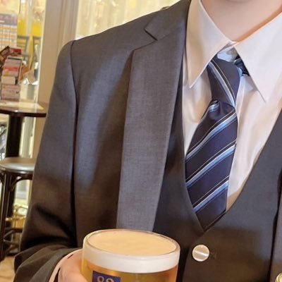 まるでダメなただのオタクが独り言を呟く場所です。酒飲みな会社員。