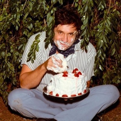 LovelandFrogg's profile picture. beep boop