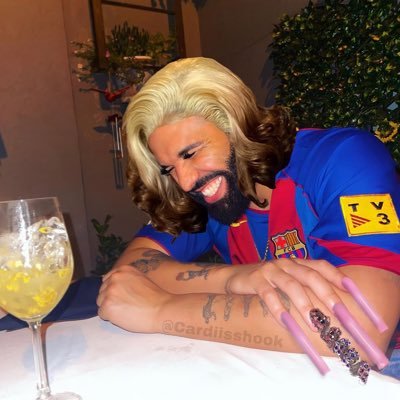 mary_j_thighs's profile picture. Just A Skinny Girl In A Fat World 🌎