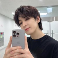원고앵(@jww_is_cute) 's Twitter Profile Photo