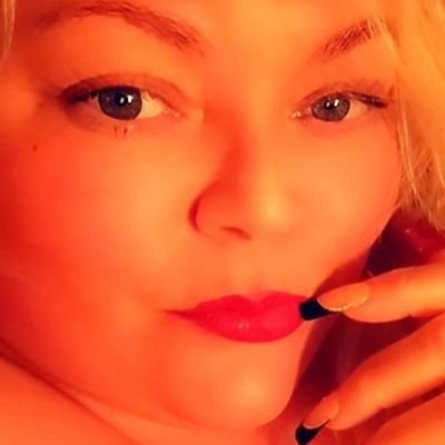 Findome Goddess Queen and Plus Size Model, Only Fans https://t.co/i5ABH0j5Jf
cashapp £sammysealion,paypigs I want to Rinse your wallets